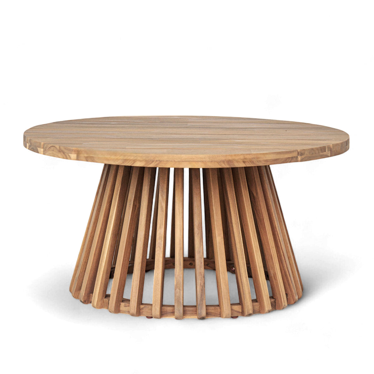 Merax acacia wood durable hardwood withstands outdoor conditions with timeless appeal.