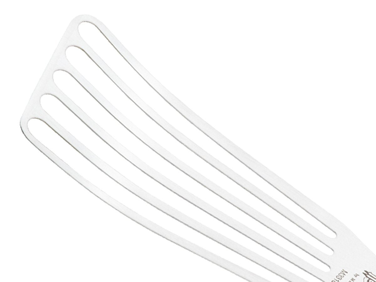 Mercer Culinary Hell's Handle fish turner with ergonomic grip for comfortable use