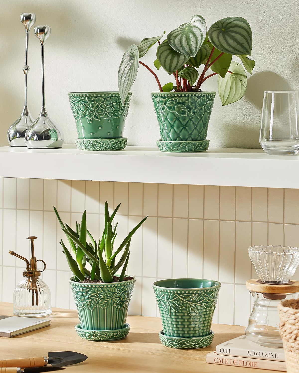 Metahom pot with drainage hole and saucer protects surfaces.