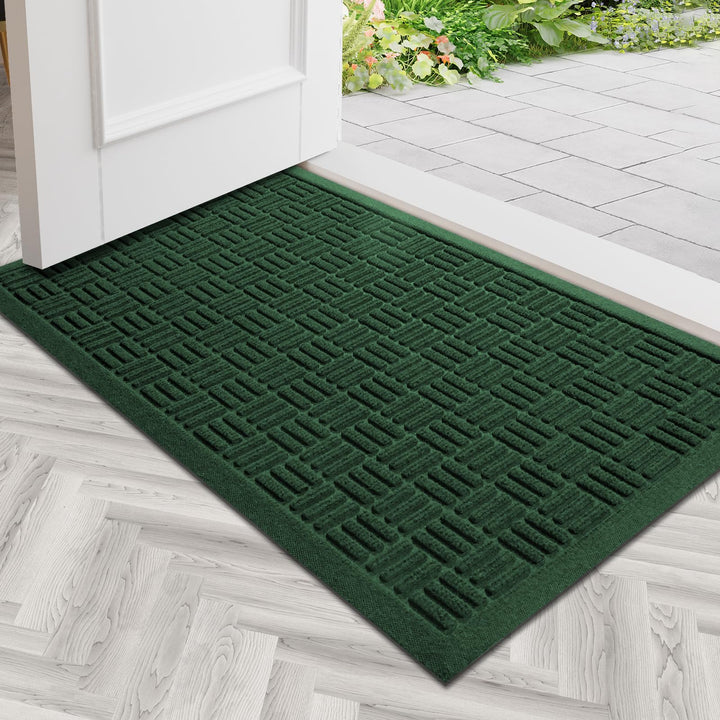 Mibao dirt-trapper front door mat traps moisture and dirt effectively.