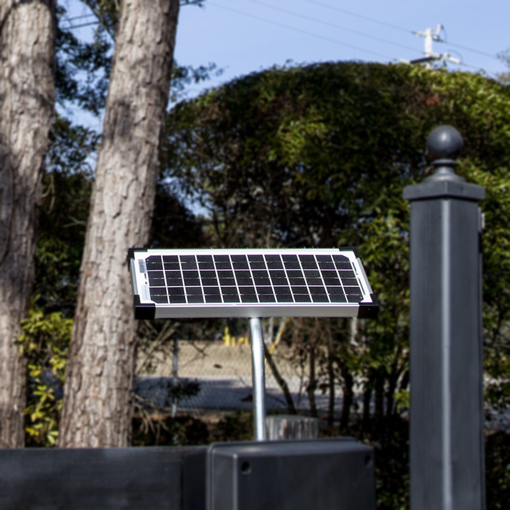 Mighty Mule 10W solar panel kit 8 ft low-voltage wire for distant sites.