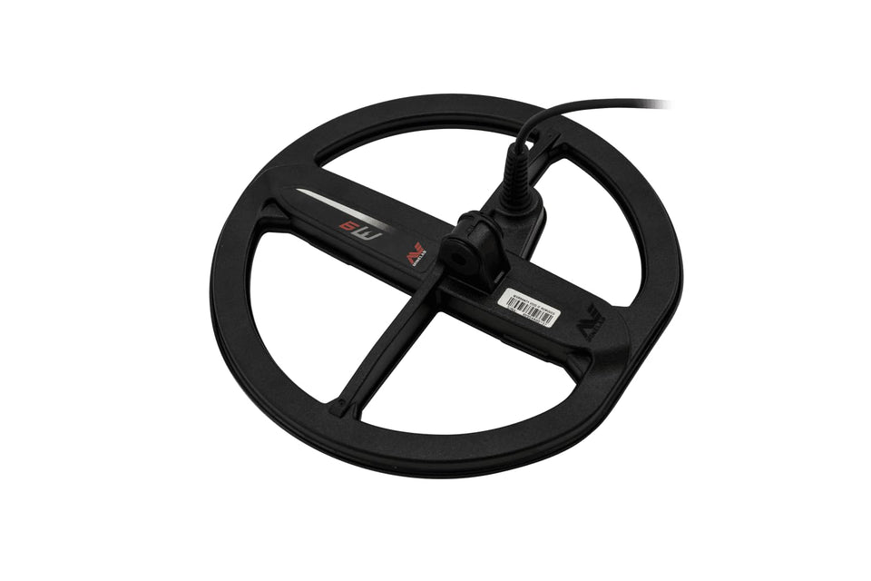MINELAB MANTICORE 9-inch M9 DD coil for depth and stability in treasure hunting.