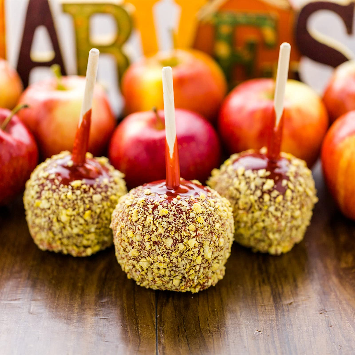 Minisland skewers suitable for corn dogs and kebabs at parties