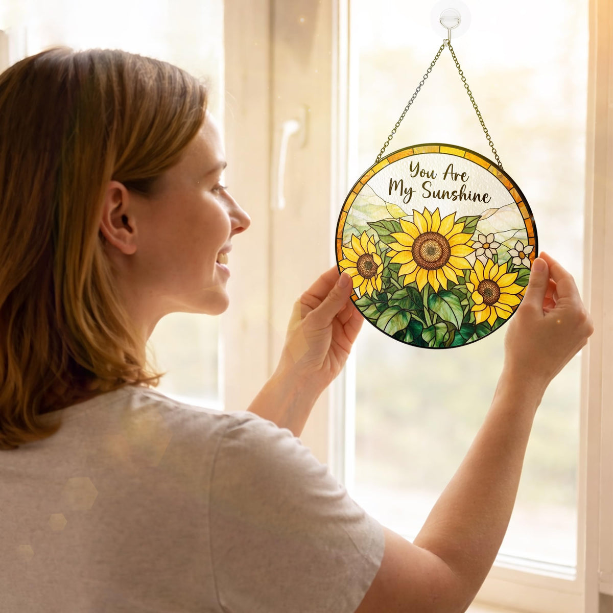 MINIVINE 7.9-inch suncatcher, high-quality glass and lasting shine for special occasions.