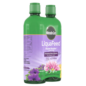Two-bottle LiquaFeed bloom booster pack for home gardens.