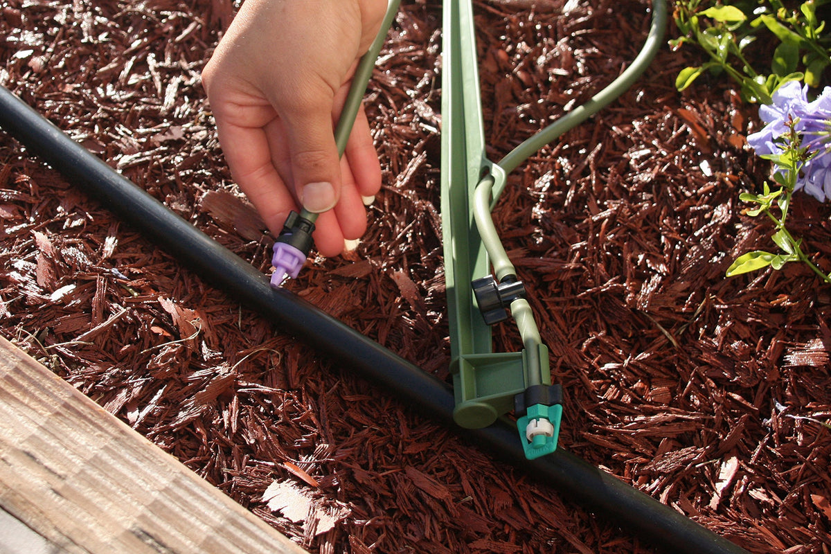 Mister Landscaper 10 GPH flow control coupler offering adjustable watering patterns.