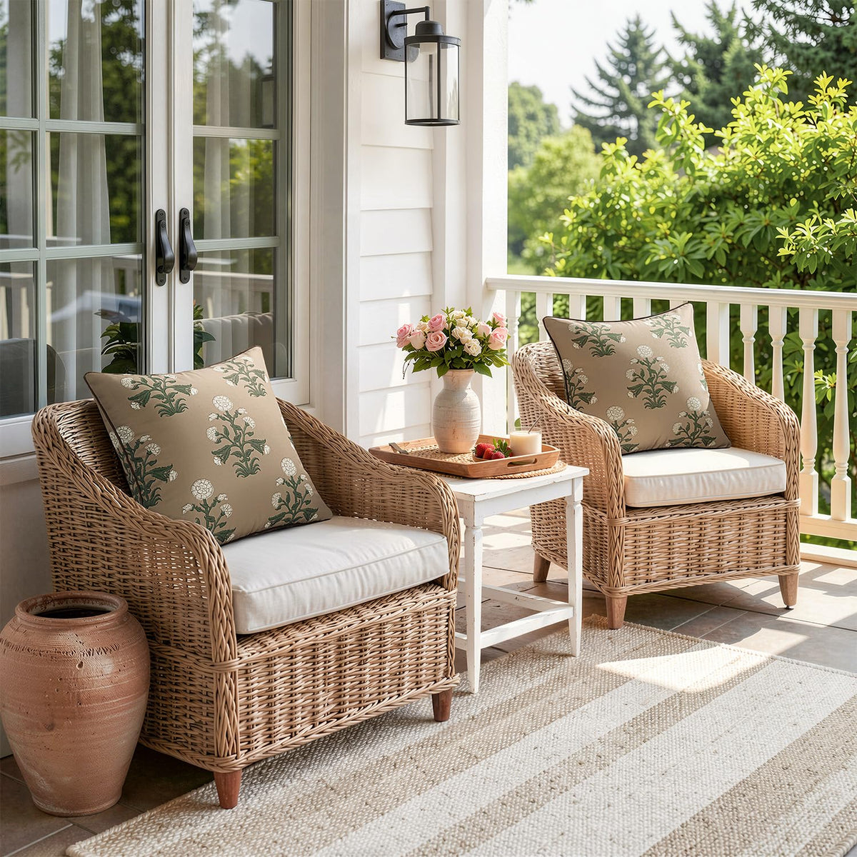 MIULEE versatile outdoor pillow cover for patio sofas and porch swings.