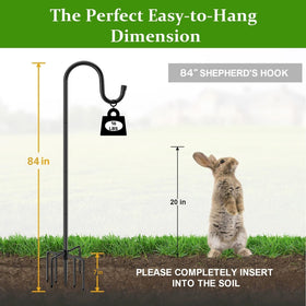 MIUVIBENI heavy-duty black shepherds hook supports lanterns and feeders securely.