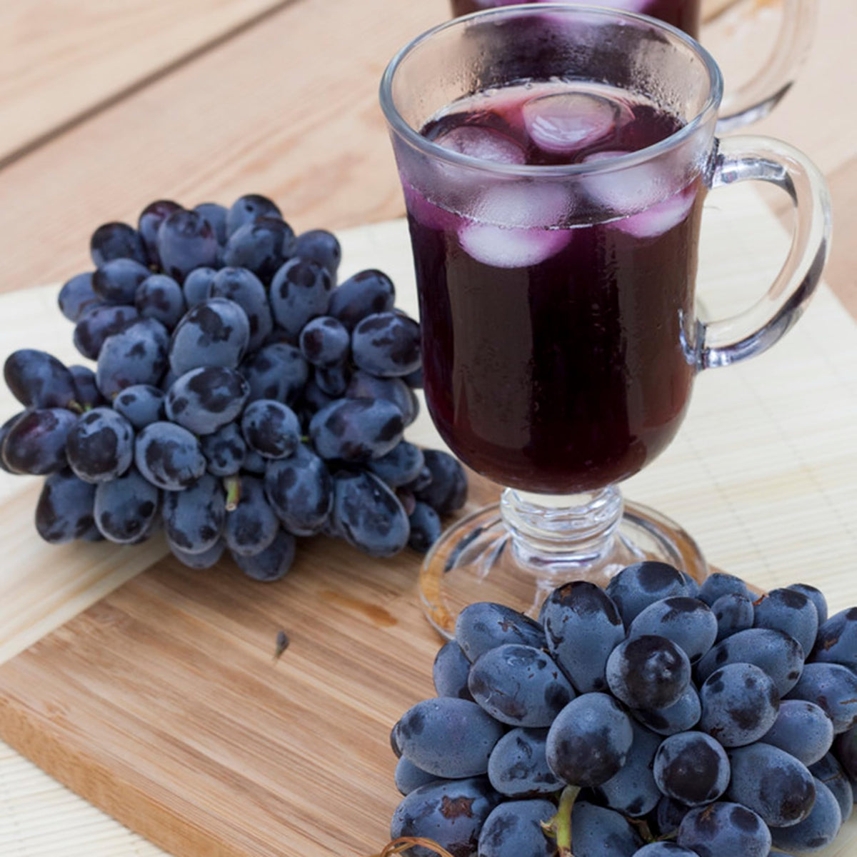 Ripe Mixrug grapes on vines showcasing potential for desserts.