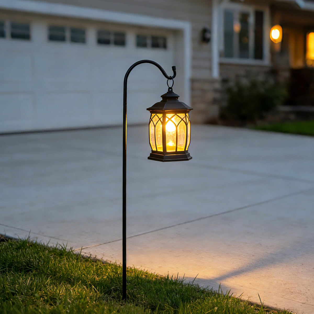 MIXXIDEA versatile hooks hold bird feeders, lanterns, pots, and lights.