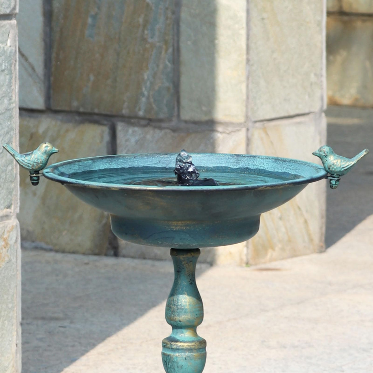 MNRYLKB weather-resistant metal finish withstands elements year-round