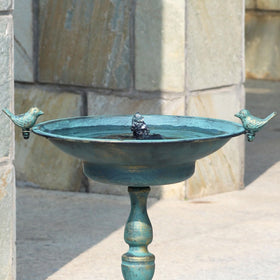 MNRYLKB weather-resistant metal finish withstands elements year-round