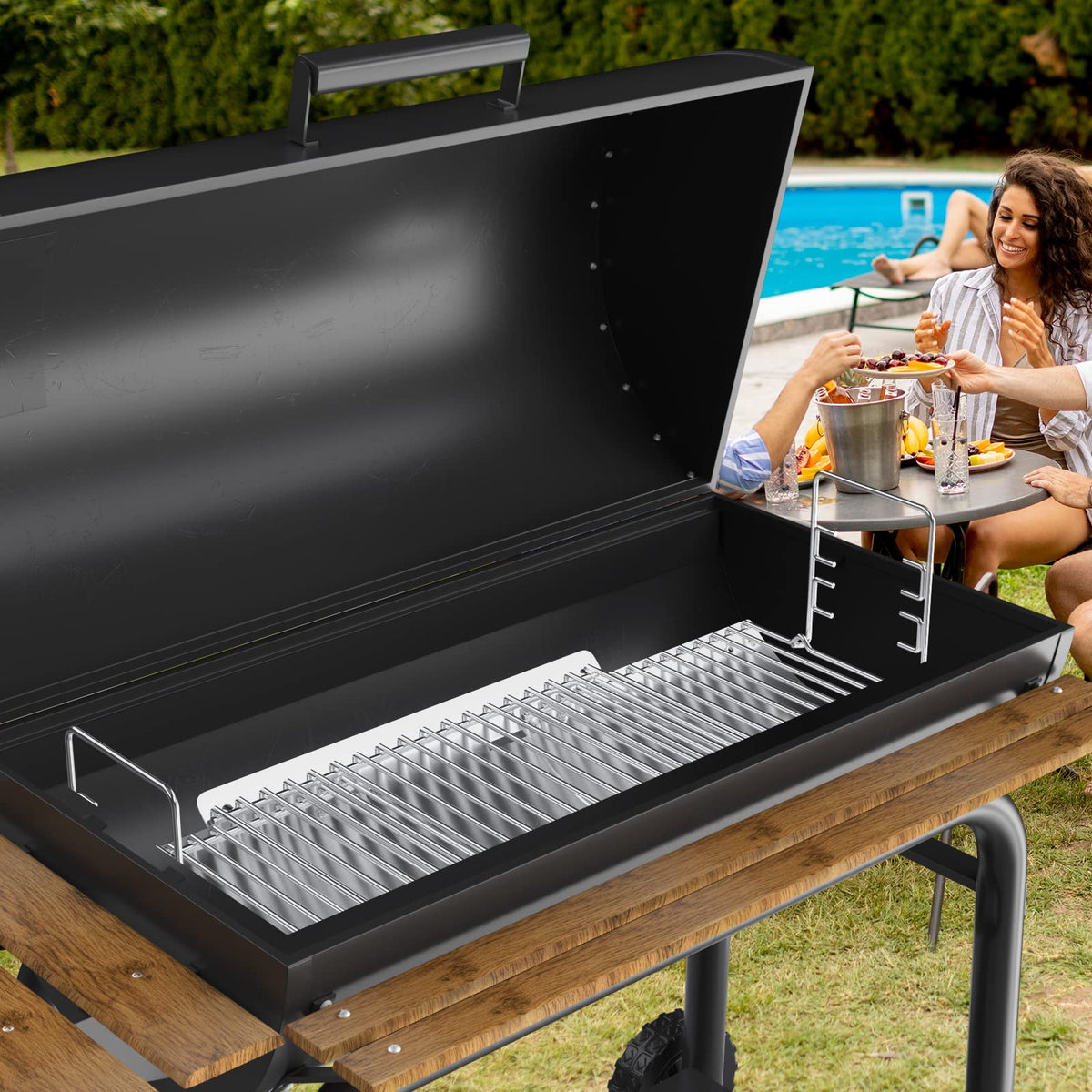 MOASKER compatibility covers Chargriller, Charbroil, and Royal Gourmet models.