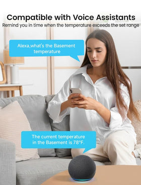 MOCREO LCD hub displays real-time data and alarms.