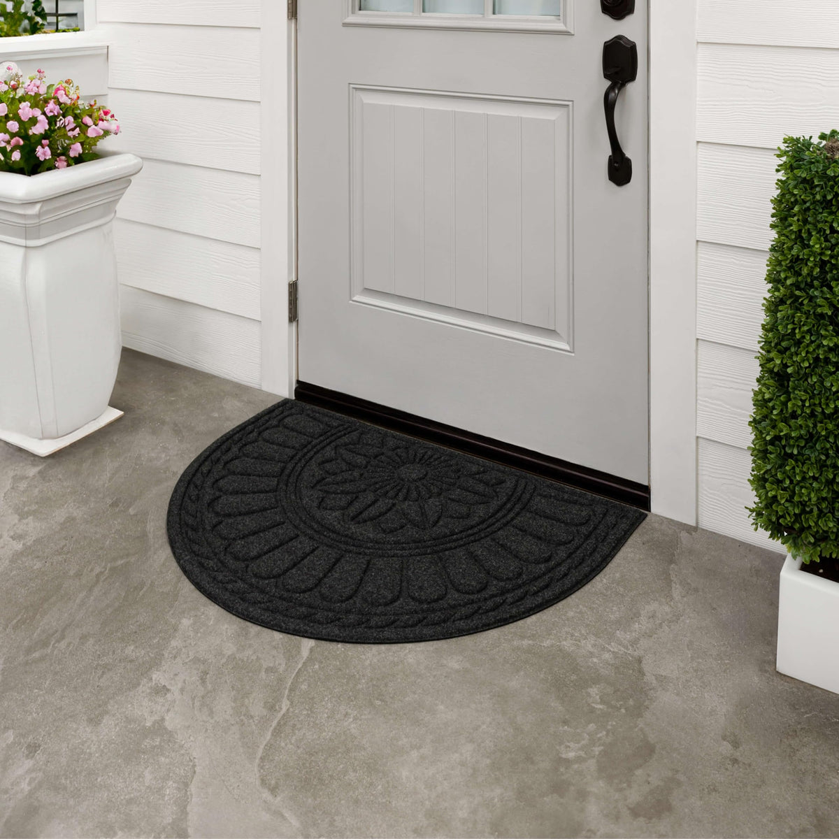 Mohawk Home rug-backed mat features recycled rubber for reliable slip resistance.