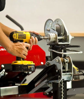 MoJack MJ-PRO 00145 Workbench compatibility expands workshop versatility