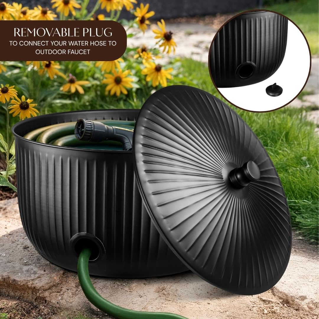 Monarch Abode removable lid keeps debris out and simplifies cleaning.