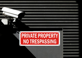 MongFun two-pack metal signs provide property protection at multiple points