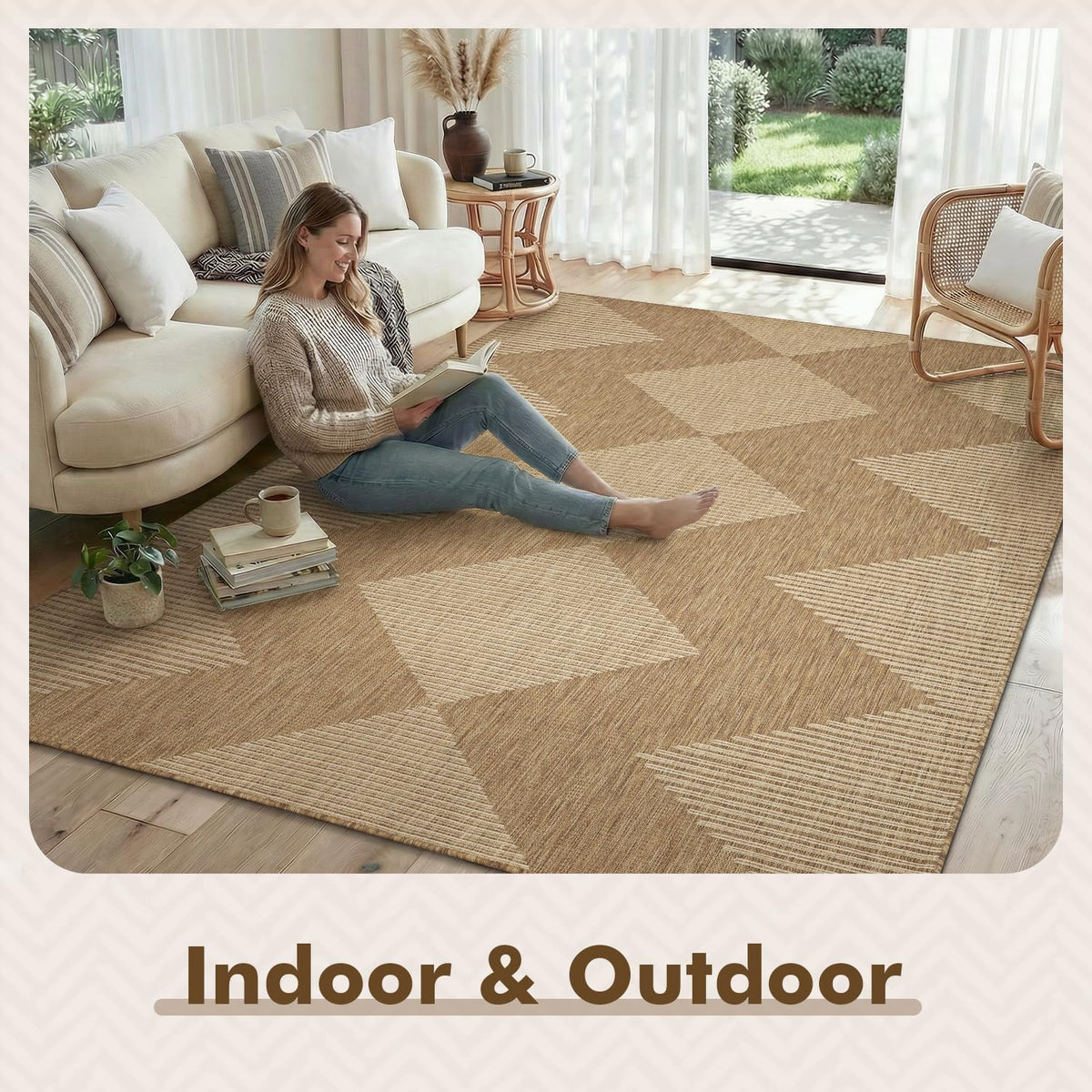 MontVoo durable outdoor rug withstands high-traffic areas while maintaining colors.