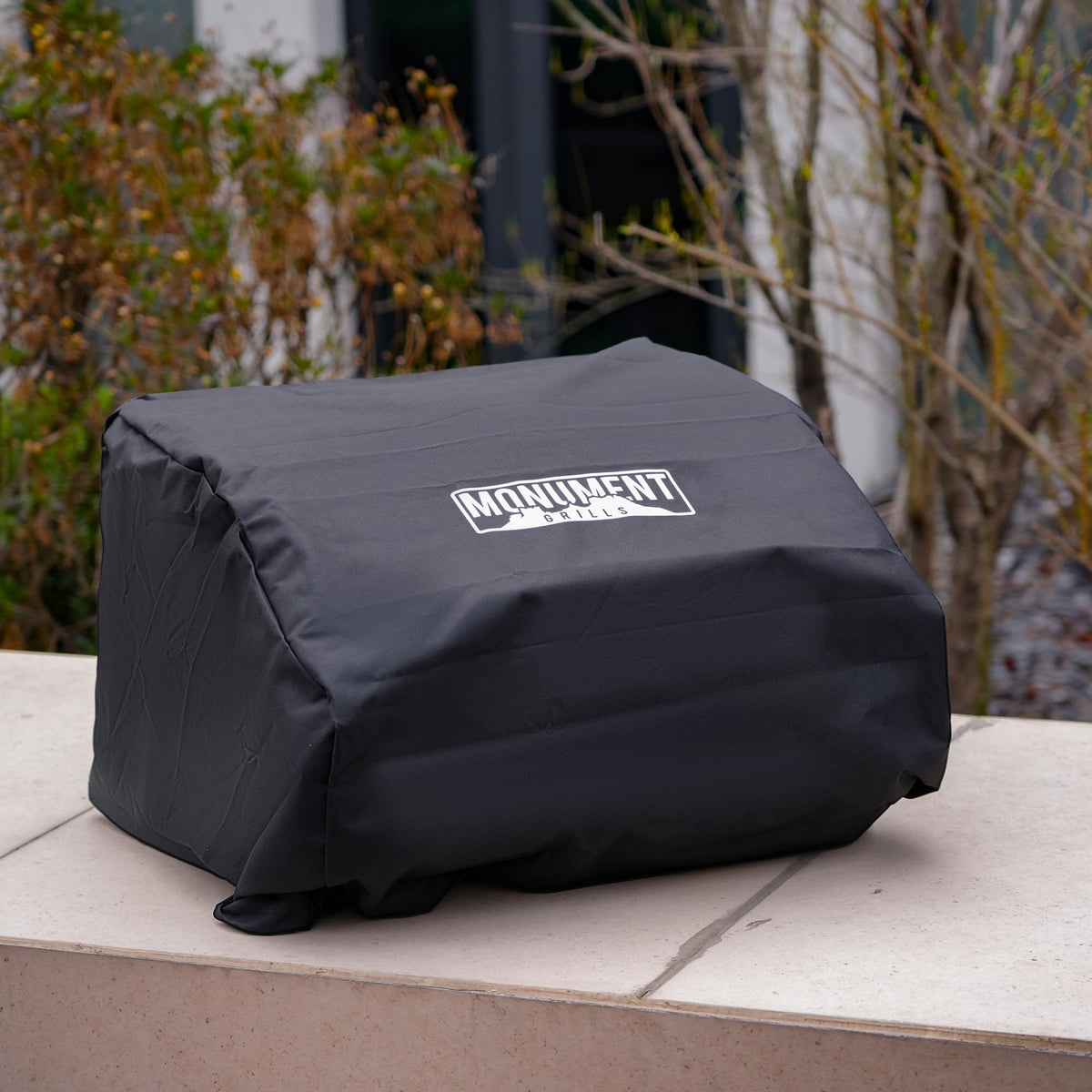 Monument Grills 20x19x13 dimensions demonstrate a precise fit for table-top grills.