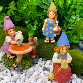 Mood Lab garden gnome lady-4 statue is perfect for terrariums and shelves.