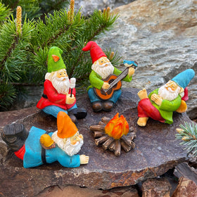 Mood Lab camping gnomes: secure packaging protects delicate figurines.