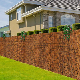 MOOKNAT reed fence in brown adds outdoor privacy instantly.