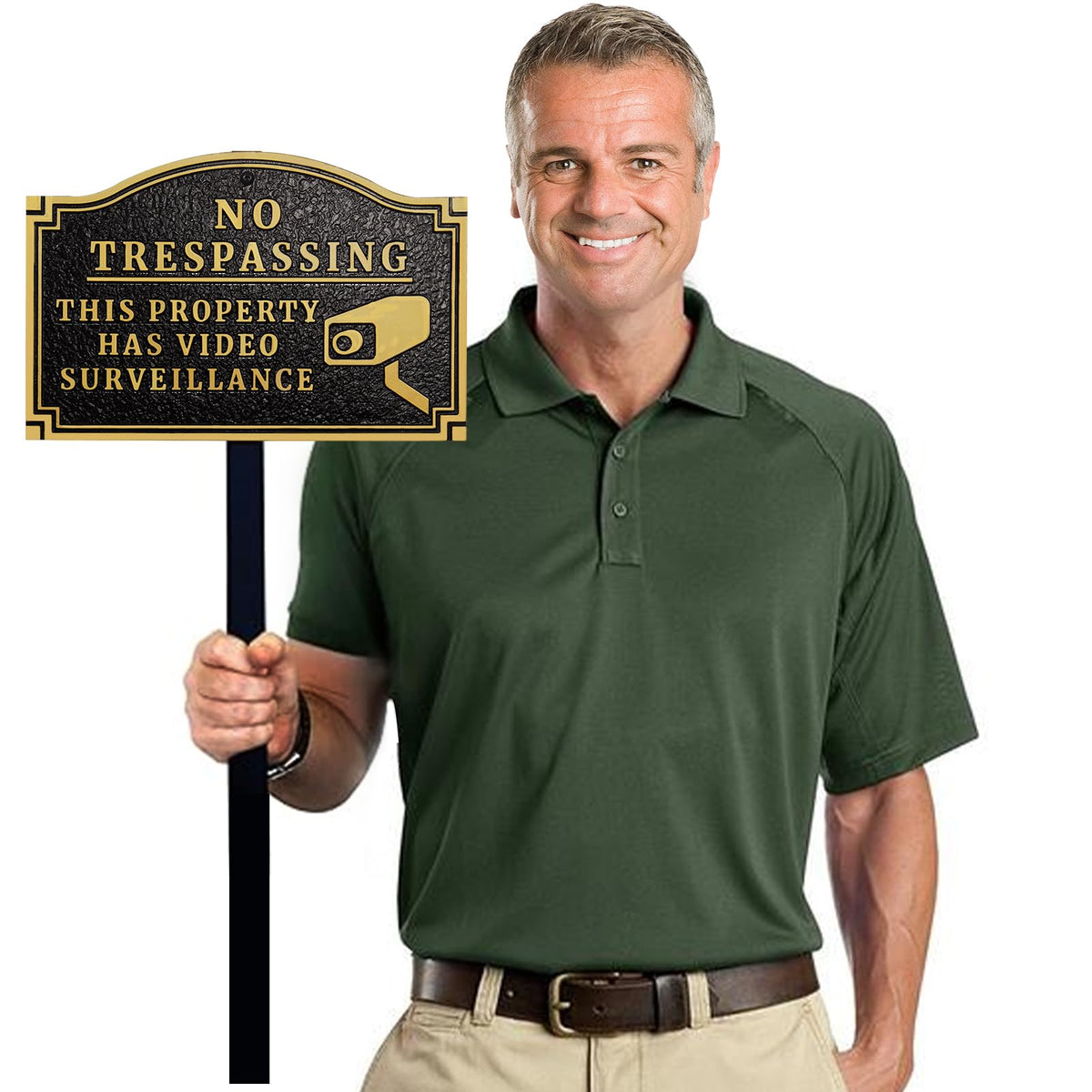 Morgtta 11.5 x 7.5 inch sign fits front doors and gates.