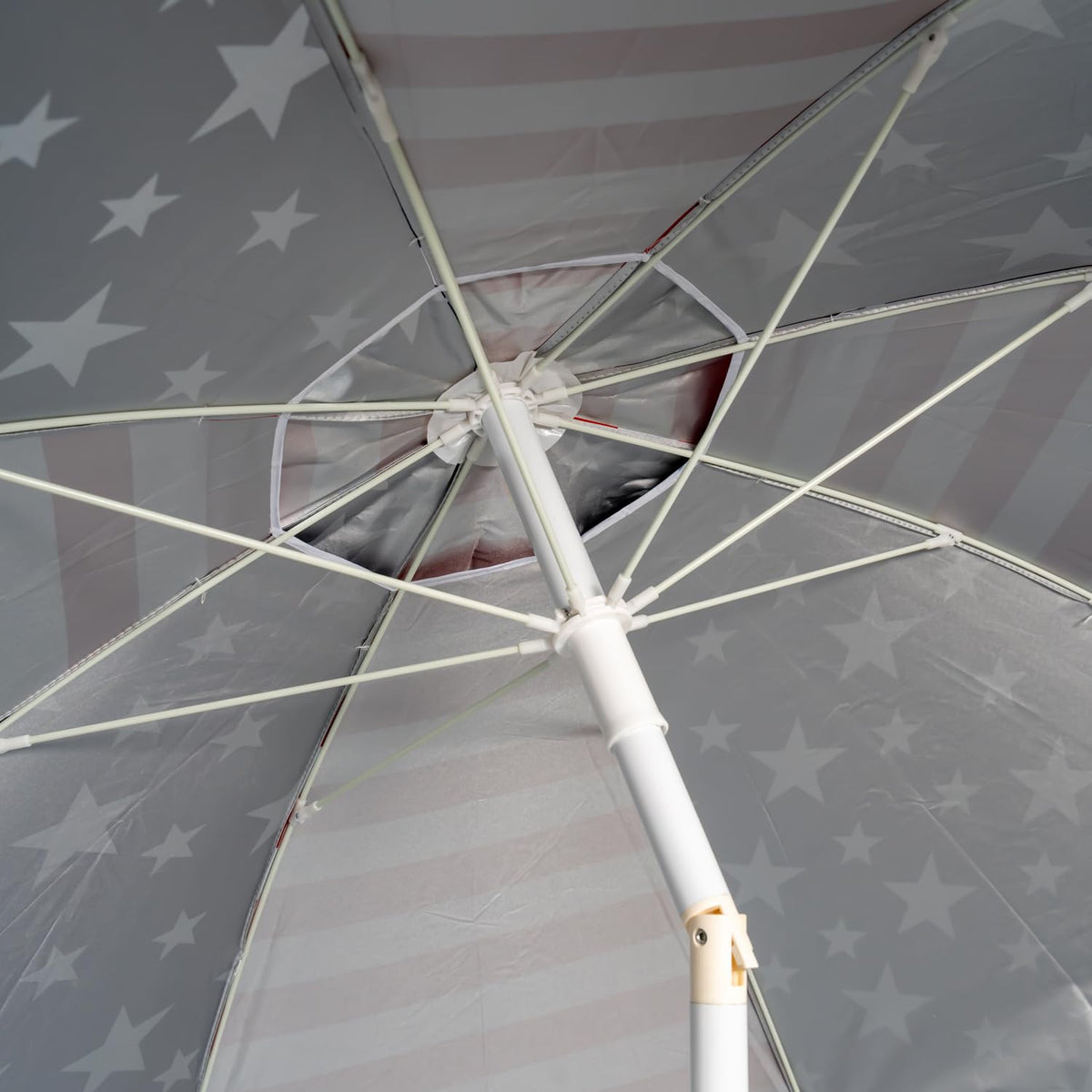 MOSKILA aluminum-frame construction offers durable yet lightweight shade solution.