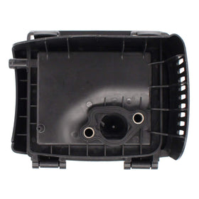 Packaged MOTOKU cleaner kit with a focused air filter base cleaning solution.