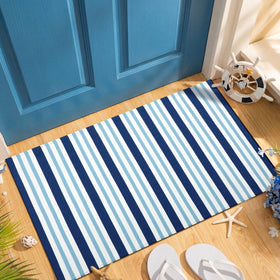 Moucuny beach-inspired mat brings easy-care charm to porches.