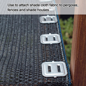Moxweyeni clips for wood-frame shade installations