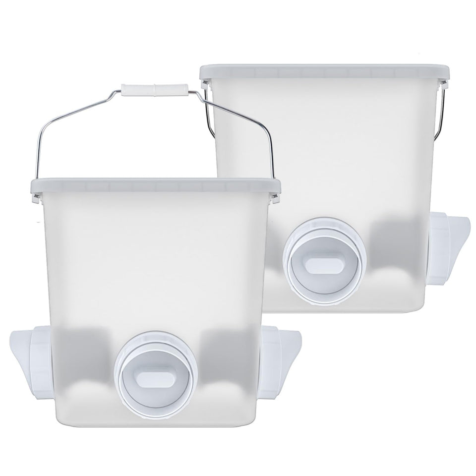 Mozoba automatic chicken feeder assembly for quick coop setup