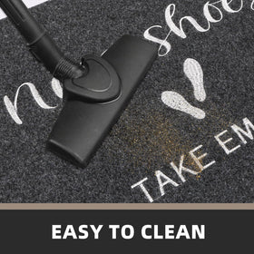MTOUOCK door mat easy to clean by vacuuming or rinsing.