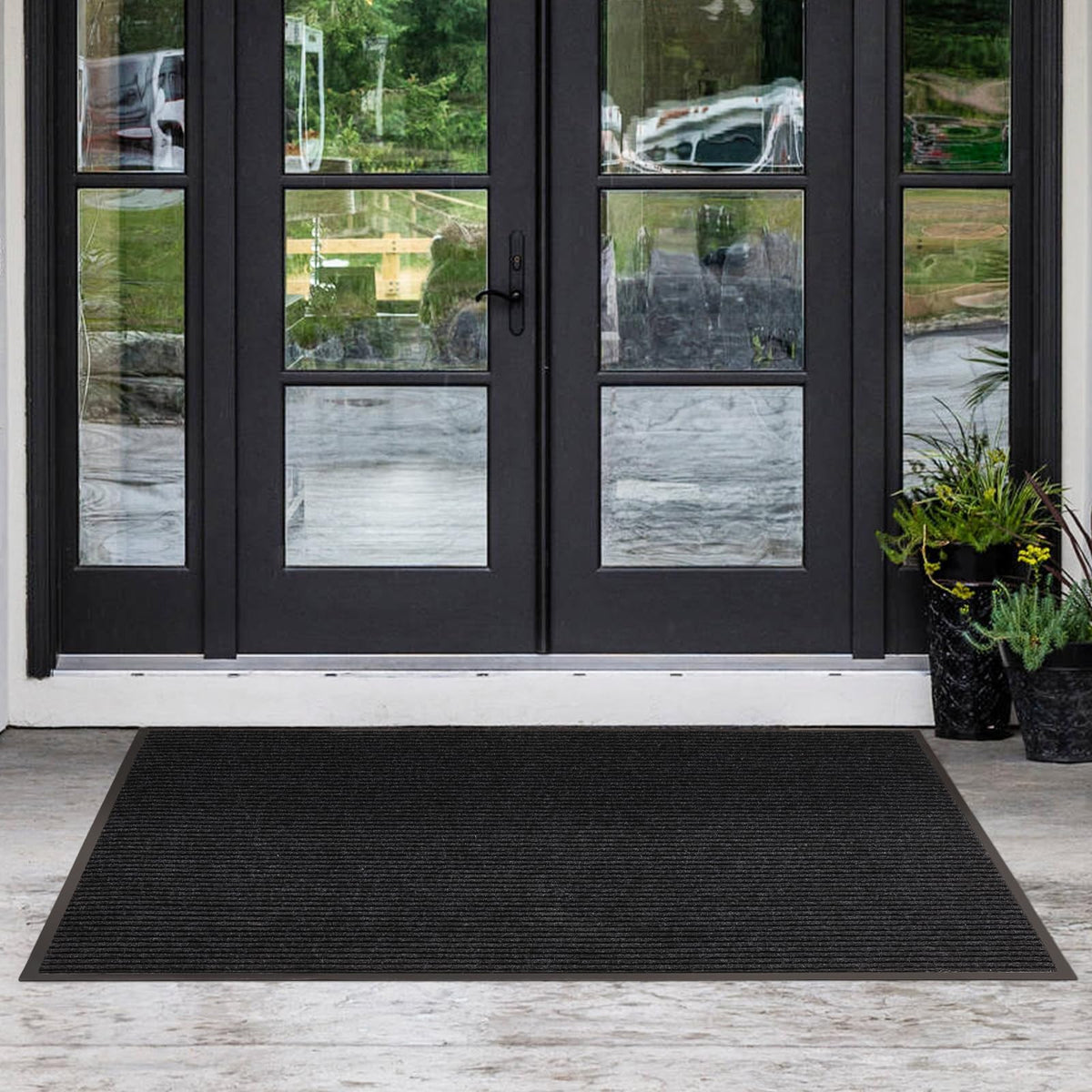MTOUOCK mat designed for heavy use at busy entrances