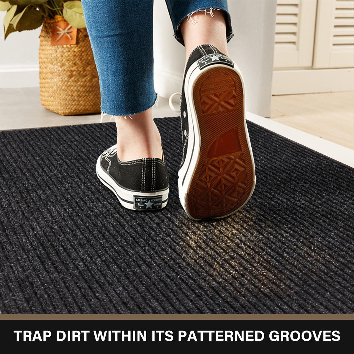 MTOUOCK mud-free grooves trap dirt at the threshold before entering the home