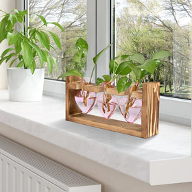 MTsigns heart vase set ships with careful packaging for safe arrival.