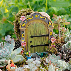 MUAMAX Fairy Garden Door back hanger for easy indoor or outdoor hanging.
