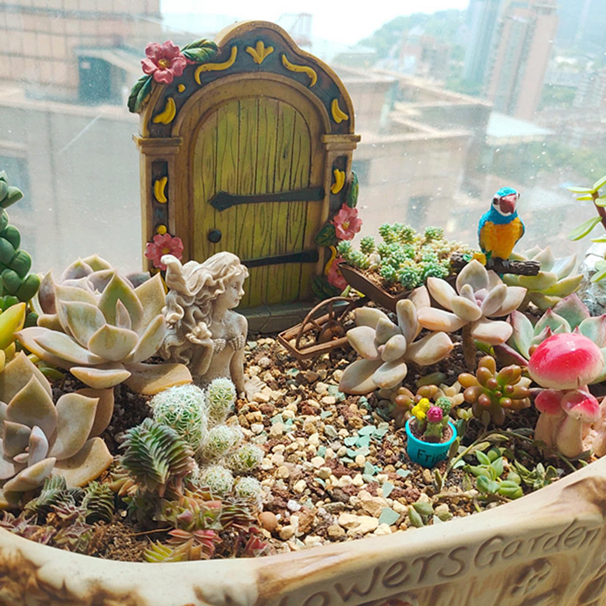 MUAMAX Fairy Garden Door hand-painted detail, realistic textures and color.