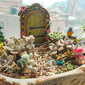 MUAMAX Fairy Garden Door hand-painted detail, realistic textures and color.