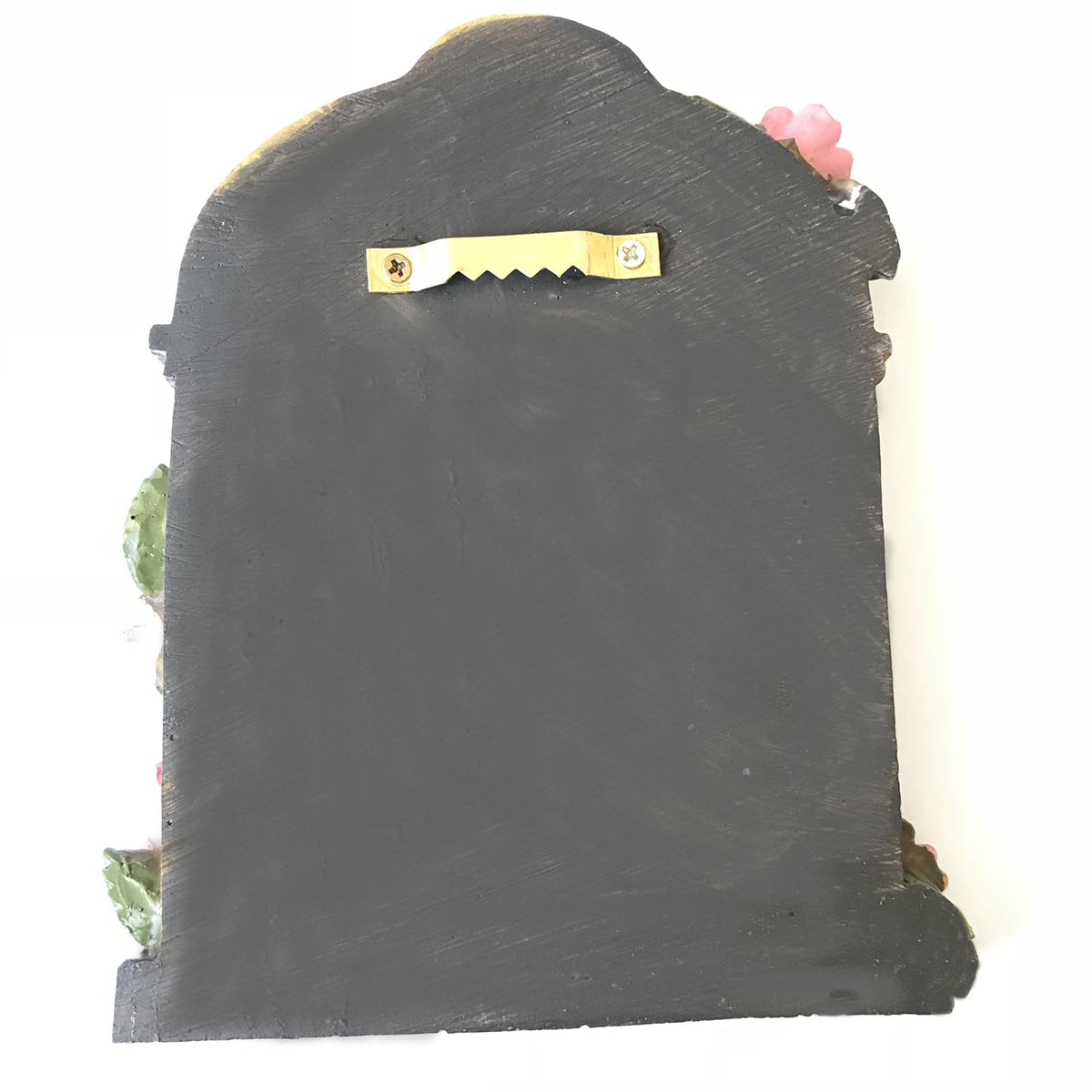 MUAMAX Fairy Garden Door tree trunk mount, blends with natural woodland setups.