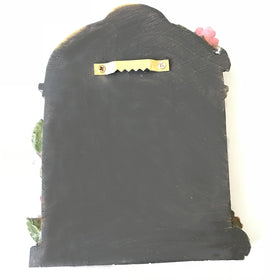 MUAMAX Fairy Garden Door tree trunk mount, blends with natural woodland setups.