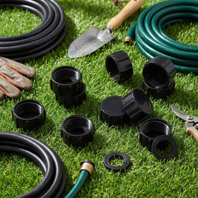 Mudder rubber gasket demonstrates sealing between cap and hose