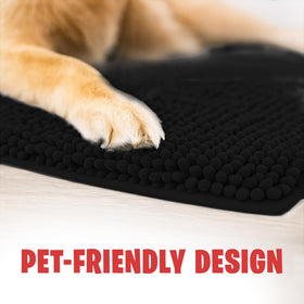 MudGuard Mat machine-washable design makes cleanup quick and easy.