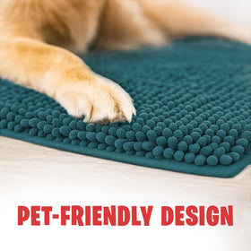 MudGuard Mat quick-dry chenille keeps dampness manageable after outdoor adventures.