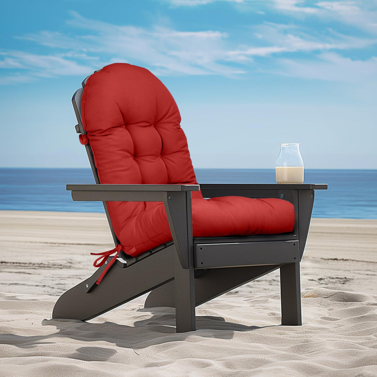 Mudilun extra-thick padding cushions you during sunny outdoor days.