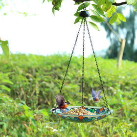 MUMTOP colorful garden decor that supports a lively bird habitat.