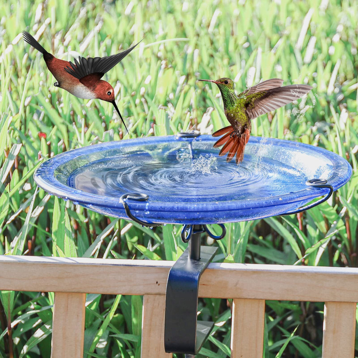 MUMTOP glass bowl birdbath is easy to wipe clean after outdoor use