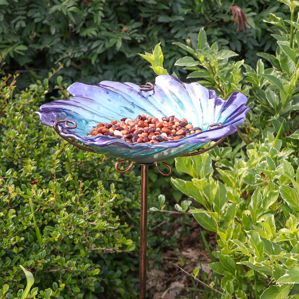 MUMTOP purple glass bird bath detail showing color pattern.