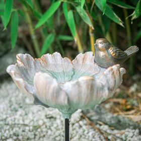 MUMTOP resin bird bath with multicolor flower design for vibrant garden charm.